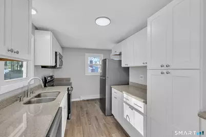 9 Carney Road, Enfield, CT 06082 - Photo 7