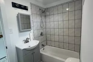 142 Cowles St, Bridgeport, CT 06607 - Photo 13