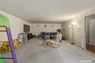 377 Glenbrook Rd, Stamford, CT 06906 - Photo 23