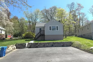 6 Fulton Dr, New Fairfield, CT 06812 - Photo 3