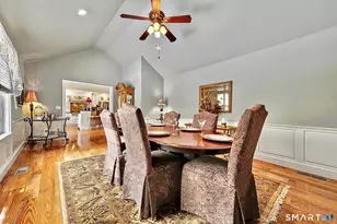 19 Hill View Ln, Woodbury, CT 06798 - Photo 9