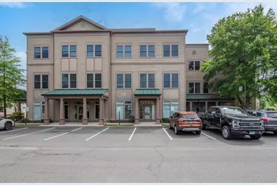 466 Heritage Road #4, Southbury, CT 06488 - Photo 1