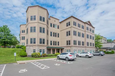 466 Heritage Road #4, Southbury, CT 06488 - Photo 5