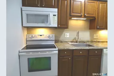 1 Hamre Lane #D, Branford, CT 06405 - Photo 9