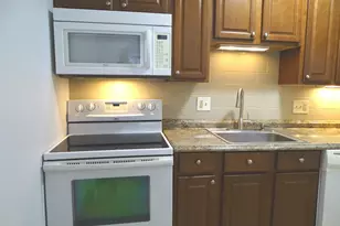 1 Hamre Ln, Branford, CT 06405 - Photo 9