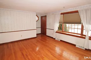 11 Angel Pl, North Haven, CT 06473 - Photo 17