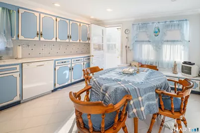 25 River Road, East Haven, CT 06512 - Photo 5