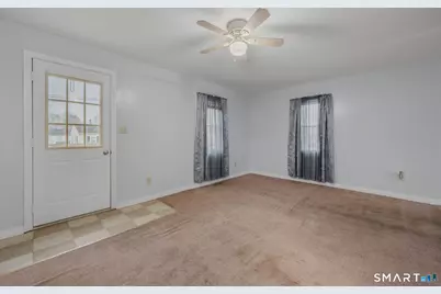 275 Midway Oval, Groton, CT 06340 - Photo 9