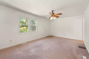 6 Sunset Rd, Ledyard, CT 06335 - Photo 9