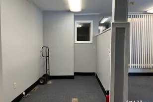 1948 Chapel St, New Haven, CT 06515 - Photo 15