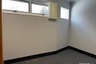 1948 Chapel St, New Haven, CT 06515 - Photo 19