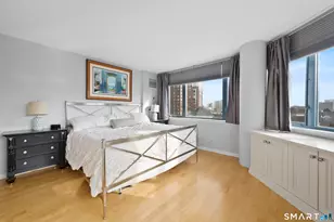 25 Forest St, Stamford, CT 06901 - Photo 11