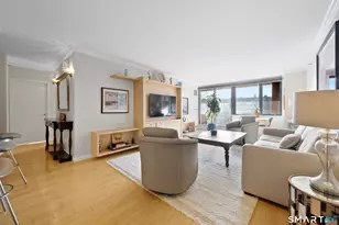 25 Forest St, Stamford, CT 06901 - Photo 9