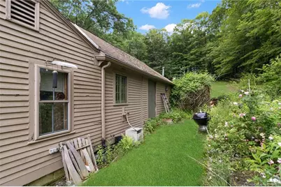 1250 Route 171, Woodstock Valley, CT 06281 - Photo 21