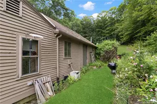 1250 Route 171, Woodstock Valley, CT 06281 - Photo 21