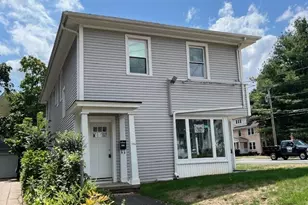 1946 Chapel St, New Haven, CT 06515 - Photo 1