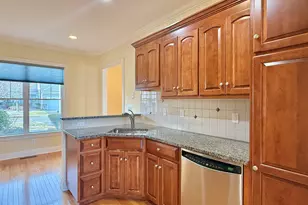 165 Bradford Walk, New Britain, CT 06053 - Photo 11