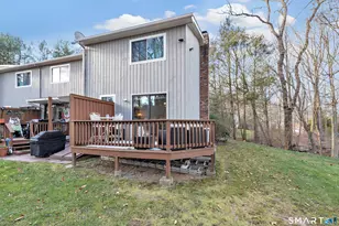 100 10 Coat Ln, Shelton, CT 06484 - Photo 31