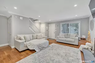 100 10 Coat Ln, Shelton, CT 06484 - Photo 5