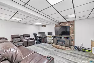 100 10 Coat Ln, Shelton, CT 06484 - Photo 23