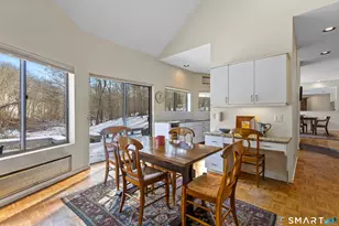 35 Stonehenge Pl, Cheshire, CT 06410 - Photo 17