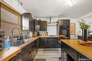 590 Columbia Blvd Ext, Waterbury, CT 06704 - Photo 9