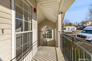 118 Carriage Crossing Ln, Middletown, CT 06457 - Photo 3