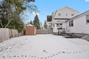 139 James St, Fairfield, CT 06824 - Photo 9