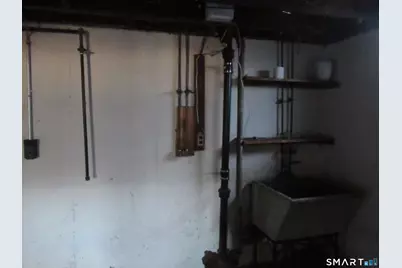 64 8th Street, Newington, CT 06111 - Photo 11