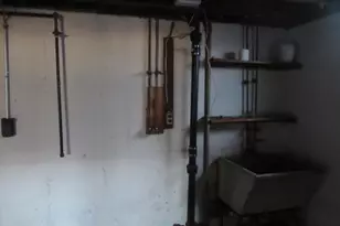 64 8th St, Newington, CT 06111 - Photo 11