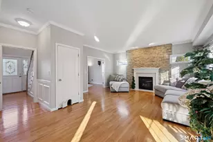 83 Robin St, Bristol, CT 06010 - Photo 9