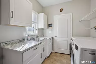 83 Robin St, Bristol, CT 06010 - Photo 17