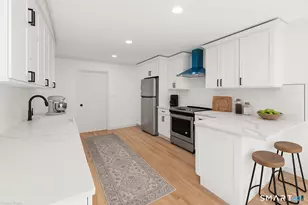 8 Fulton Dr, New Fairfield, CT 06812 - Photo 11