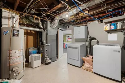 27 Strathmore Road, West Haven, CT 06516 - Photo 23