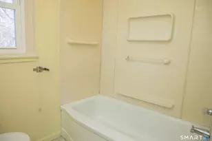 678 Farmington Ave, New Britain, CT 06053 - Photo 15