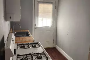 76 Lincoln St, Meriden, CT 06451 - Photo 3