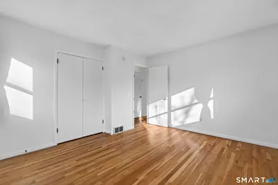 40 Sunrise Circle, Wallingford, CT 06492 - Photo 9