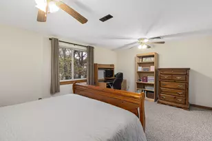 69 Perry St, Putnam, CT 06260 - Photo 17