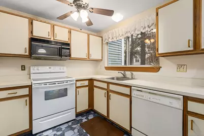 69 Perry Street #130, Putnam, CT 06260 - Photo 9