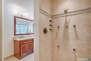 8 Woodridge Ln, New Fairfield, CT 06812 - Photo 21