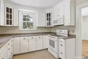 815 E Main St, Branford, CT 06405 - Photo 19