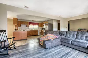 123 Andover Rd, East Hartford, CT 06108 - Photo 9