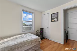 17 Clinton St, Milford, CT 06460 - Photo 13