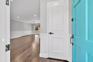 15 Smith Dr, Hamden, CT 06517 - Photo 5