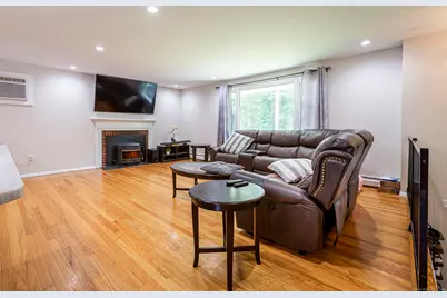 16 Hilltop Road, Windsor, CT 06095 - Photo 3