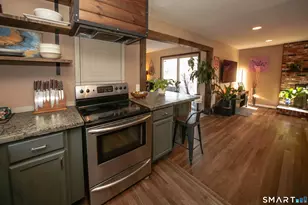 2 Meadow Ct, Simsbury, CT 06070 - Photo 19