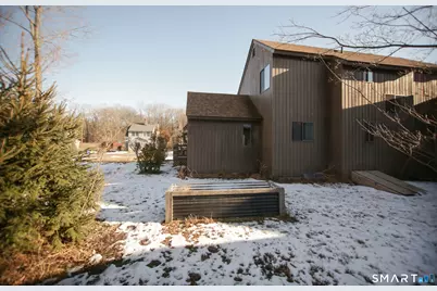 2 Meadow Court, Simsbury, CT 06070 - Photo 7