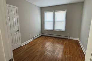 30 Milford St, Hartford, CT 06112 - Photo 11