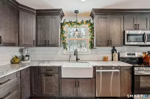 7 Jefferson Dr, New Milford, CT 06776 - Photo 9