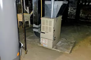 112 Edgewood St, Hartford, CT 06112 - Photo 13